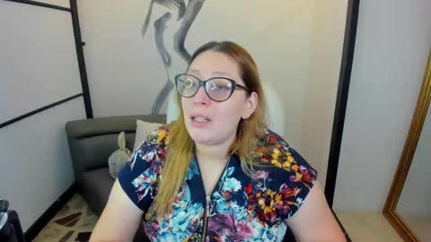 Anni online show from February 17, 9:54 pm