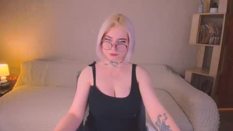 nikarocks online show from January 28, 6:28 pm