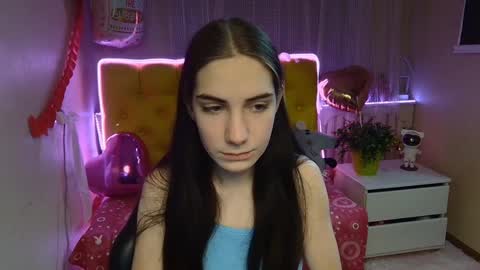 nikastarkk online show from February 11, 7:59 pm