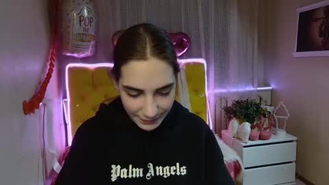 nikastarkk online show from February 28, 7:56 pm