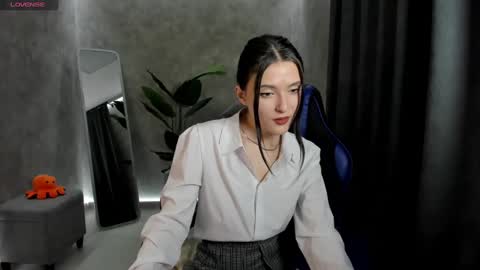 niki_cutes online show from January 21, 7:58 am