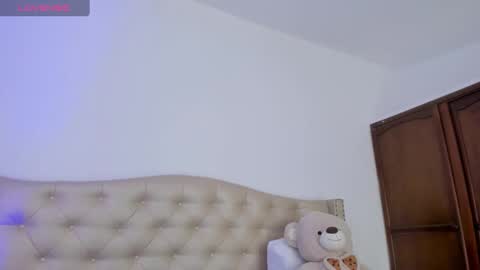 Niikii online show from January 31, 1:11 am