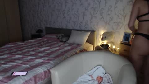 nikimousi online show from November 17, 4:02 am