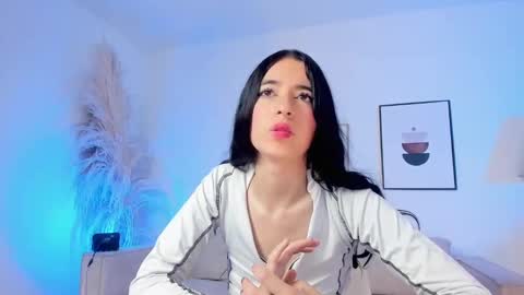 nikki_nicoll online show from November 18, 12:28 pm