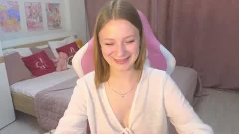 Beatrice online show from July 19, 11:34 am