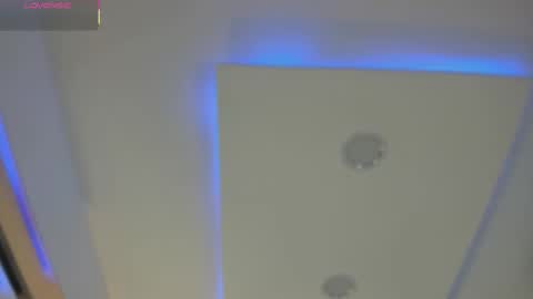 Nikki  online show from March 10, 4:38 am