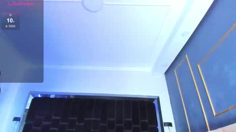     online show from March 6, 7:32 pm