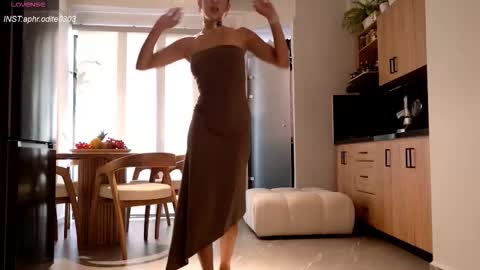 Nicole cam online show from September 29, 9:09 pm