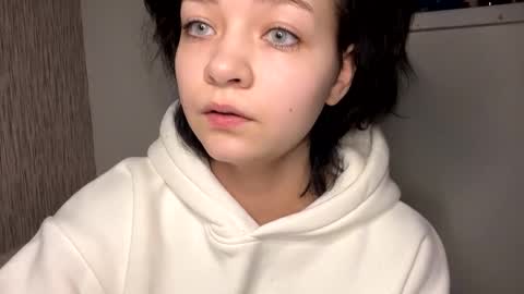 nikoli_naw online show from January 28, 8:26 pm