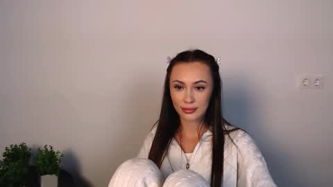 nikonara_ online show from October 19, 1:35 pm