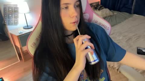 Jennet online show from February 17, 2:38 pm