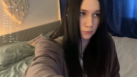 Jennet online show from December 29, 10:45 am