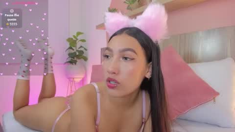 N I N A online show from November 11, 2:29 am