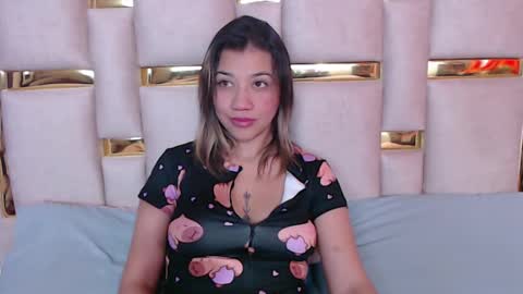 Nina Carther online show from September 28, 11:15 am