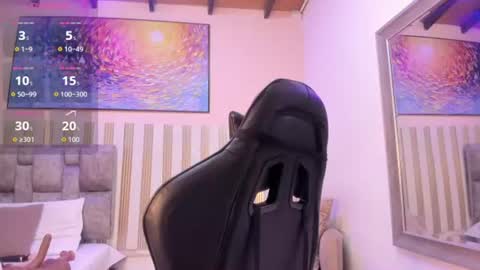 nina_glow_ online show from August 3, 11:27 am