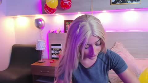 Nina online show from July 9, 11:28 pm