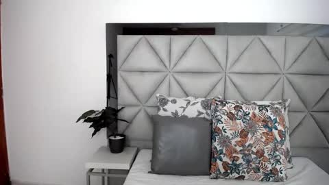  Nina  online show from January 14, 10:55 pm