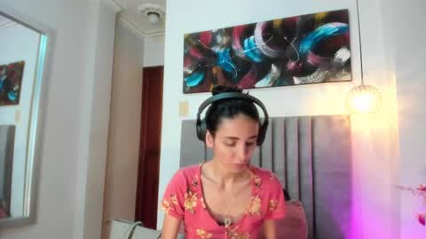 Nina online show from October 5, 2:22 pm