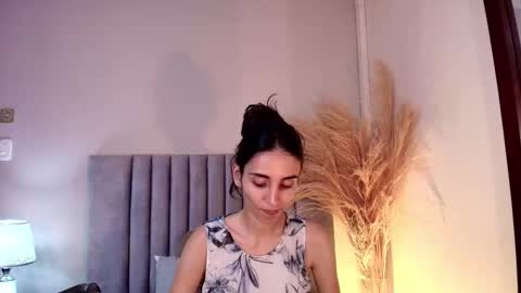 Nina online show from October 18, 6:10 pm