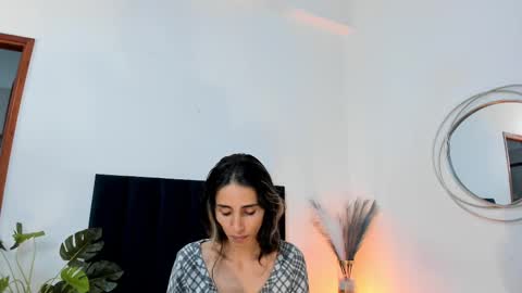 Nina online show from February 27, 2:32 pm