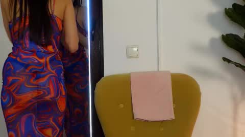 NinaCrystal online show from March 6, 8:42 am