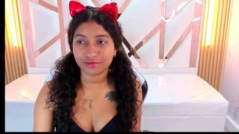 Nina  online show from November 27, 8:12 pm