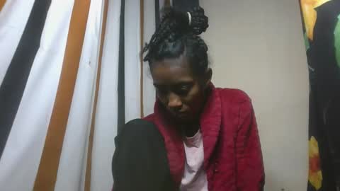 ninaeaa online show from November 17, 6:52 pm