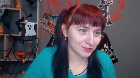 ninaflawlees online show from October 26, 12:44 pm