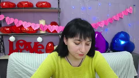 ninaflawlees online show from February 7, 11:34 pm