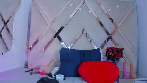 ninahtx online show from November 2, 8:45 pm