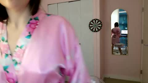 NinaOneil online show from December 16, 12:15 am