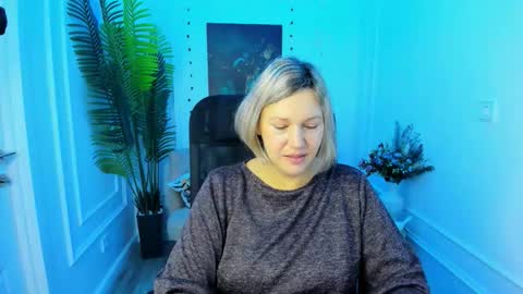 ninastarle online show from October 15, 4:48 am