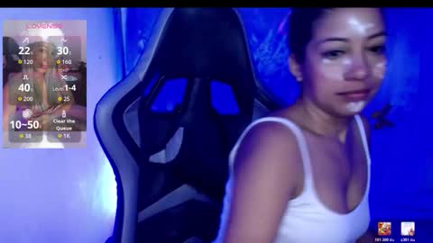 ninatinydoll1 online show from March 8, 10:41 am