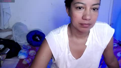 ninatinydoll1 online show from April 17, 11:23 am