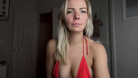 Nina online show from April 18, 1:30 am