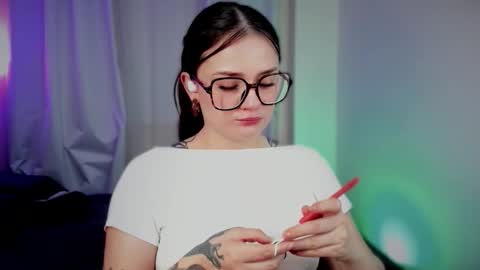 ninavolkov online show from October 24, 12:28 am