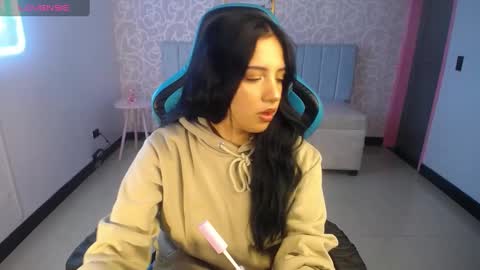 Ninfa  online show from February 4, 11:16 am