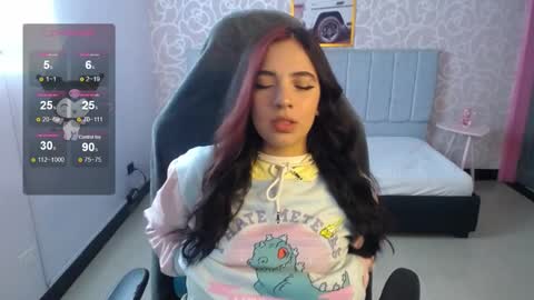 Ninfa  online show from January 4, 11:22 am