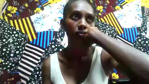 ninie246746 online show from February 13, 1:57 pm