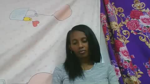 ninie246746 online show from March 21, 8:19 am