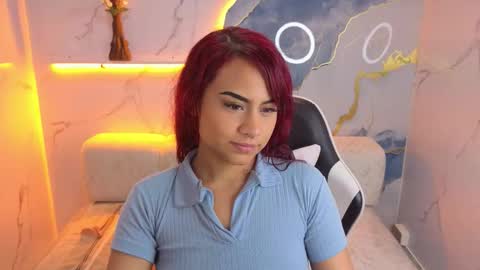 Noa  online show from December 17, 12:42 pm