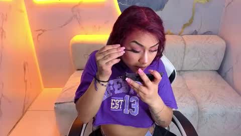 Noa  online show from November 6, 1:06 pm