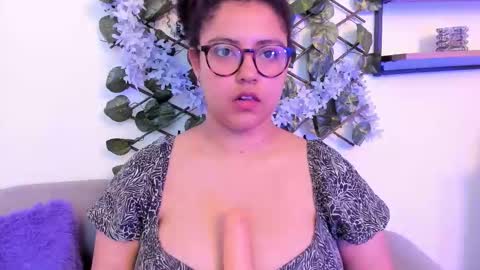 N O A online show from December 18, 10:47 pm