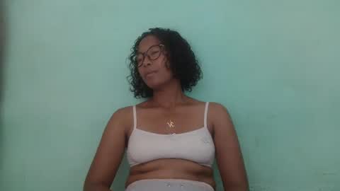 noellah online show from March 5, 6:33 am