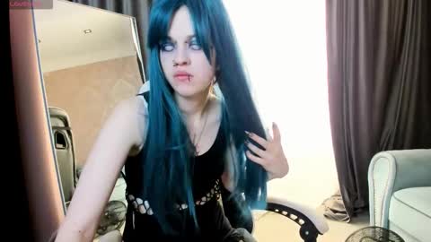 Elly online show from October 1, 10:04 pm