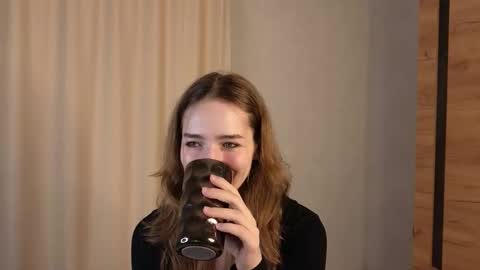 Sophie online show from February 16, 6:02 am