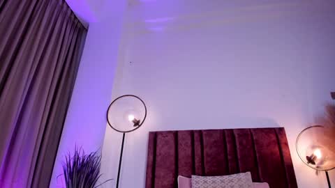 Nora Da Silva online show from January 14, 1:36 am