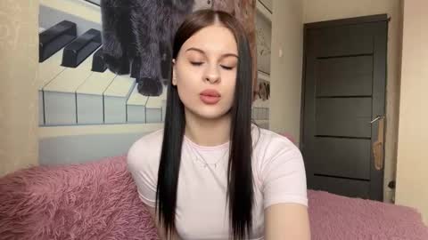 Nora online show from January 8, 7:12 am