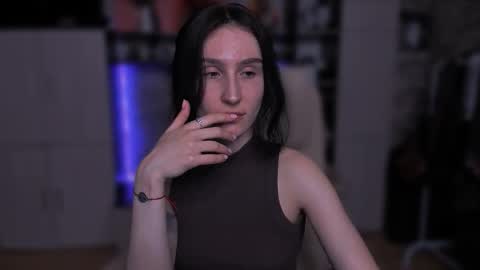 Hazel online show from February 14, 5:59 pm