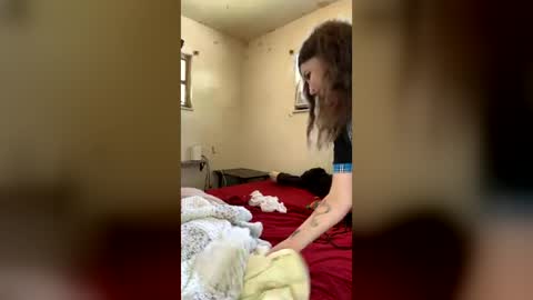notice_marissa online show from July 1, 9:14 pm
